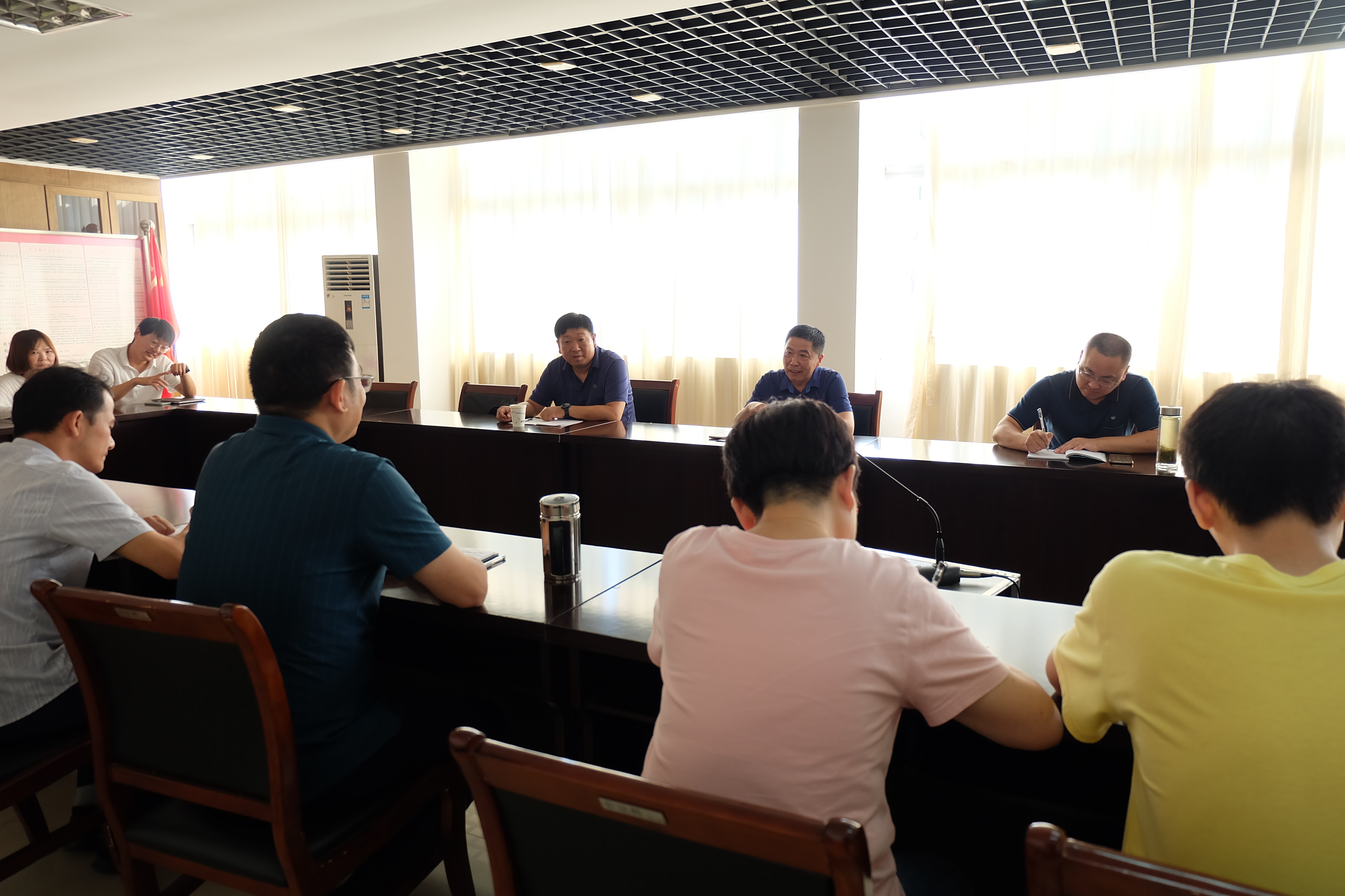 安慶市交通運輸綜合行政執(zhí)法支隊領(lǐng)導到公司指導工作