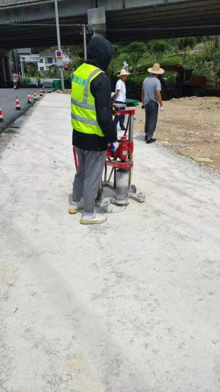 G318岳西縣精細(xì)化工程——加寬段水穩(wěn)層檢測