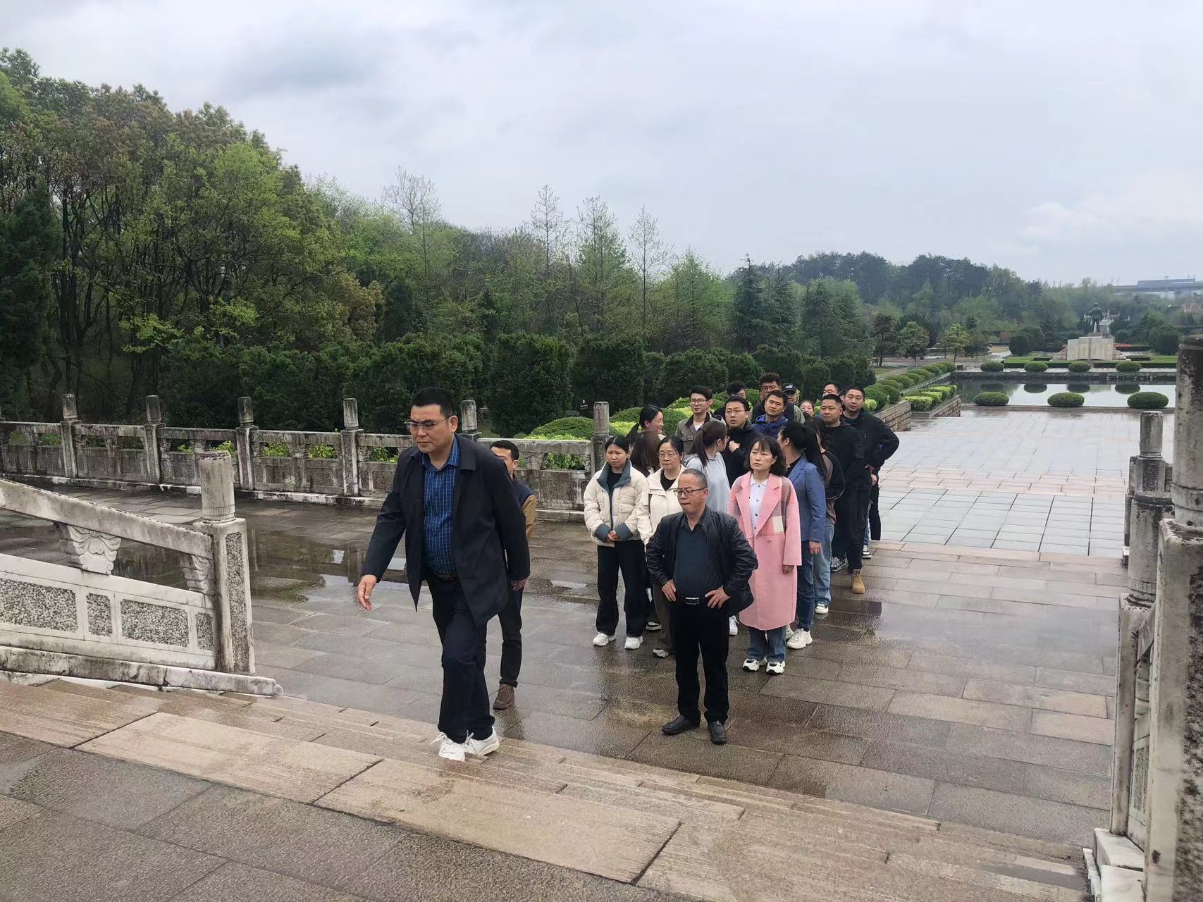 緬懷革命先輩、賡續(xù)紅色血脈——遠通檢測赴獨秀園追尋紅色記憶